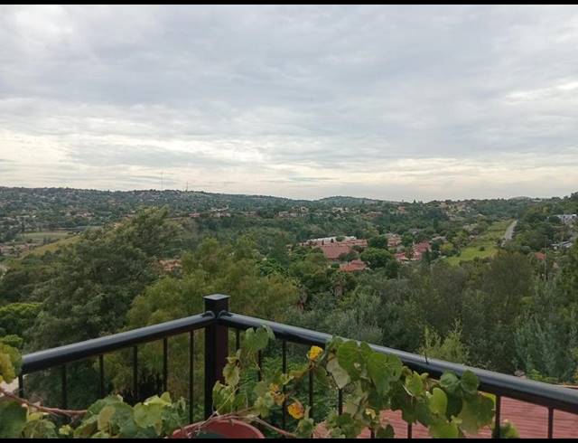 4 BEDROOM HOUSE FOR SALE IN ROODEKRANS